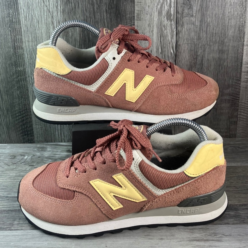 New Balance 574 Womens Clay Rose Yellow Sneakers WL574HD2 Size 8.5